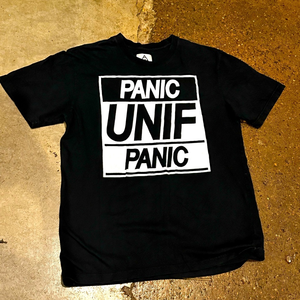 rare UNIF clothing PANIC t shirt (medium)